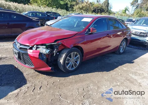2015 Toyota Camry Se z USA, uszkodzony, nr VIN 4T1BF1FK9FU982713